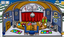 Club Penguin is Back, and All 2000's Kids are Flocking Back to their Igloos  - News18