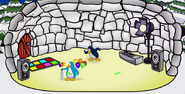 PartyInMyIggy.png (1.31 MB) A penguin doing the robot dance in a Deluxe Snow Igloo