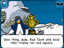 🐧ThatPenguinDude🐧 on X: Did you know CPM #3 ----------------------------  There is was 5 club penguin games released (2 of which being just a  reskin). Elite penguin force had a collector edition with