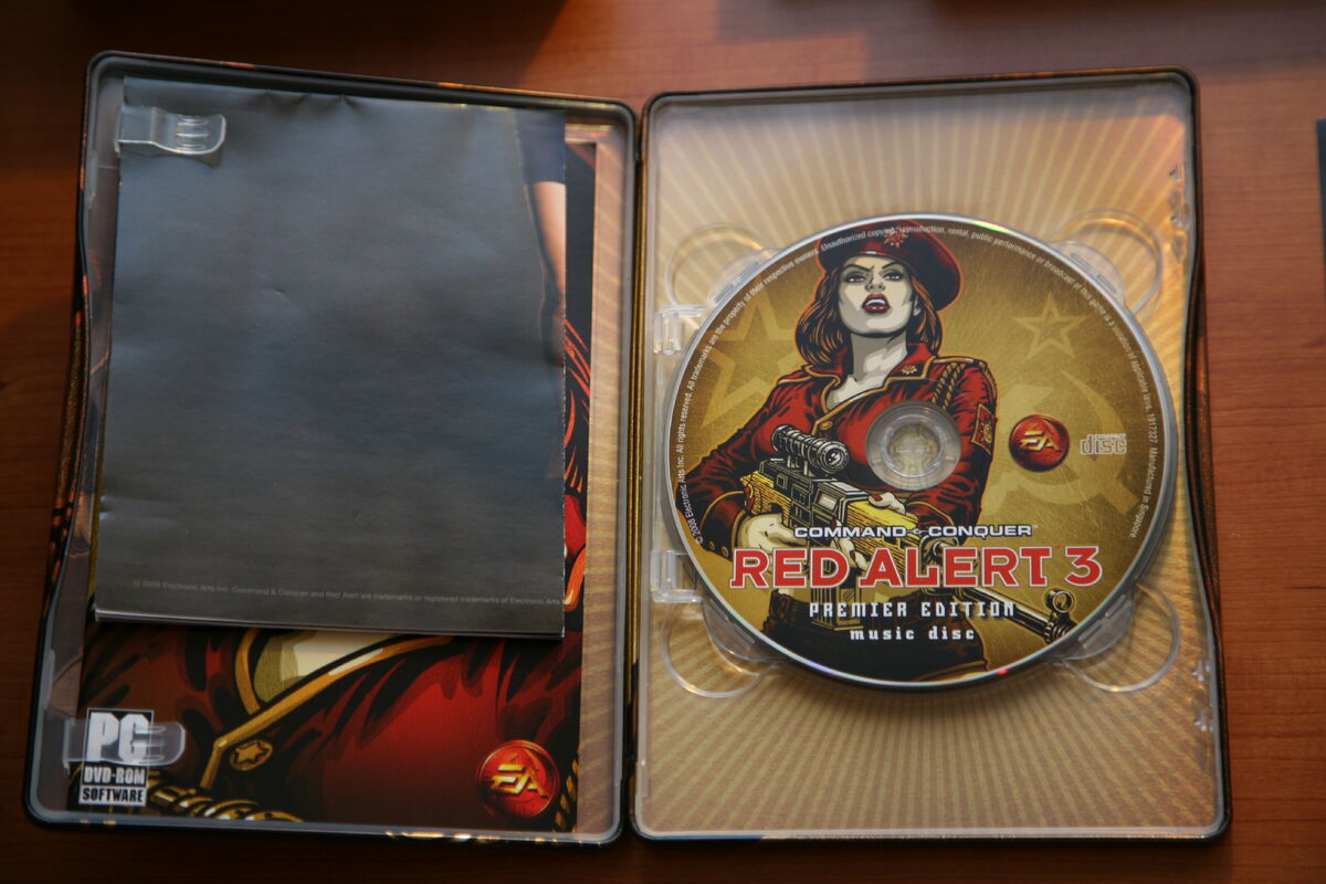 Red Alert 3 коллекционное издание. Red Alert диск. Command and Conquer коллекционное издание. Коллекционное издание c&c Red Alert. Red alert soundtrack