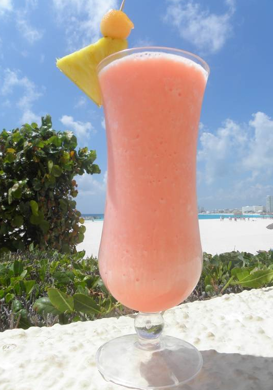 How to Make a Bahama Mama Smoothie or Cocktail 