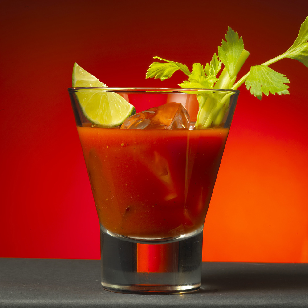 Bloody Mary (cocktail) - Wikipedia