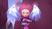 Aelita creates her angelic wings