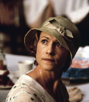 Hunter as Penny Wharvey McGill