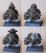 Crewman with bucket, separate head ©White Knight Miniature Imperium
