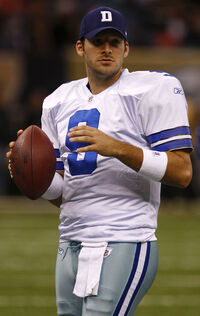 Tony Romo - Age, Bio, Birthday, Family, Net Worth