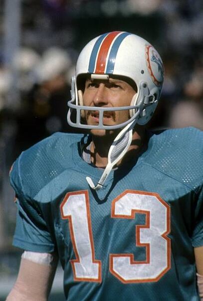 Washington, District of Columbia, USA. 13th Oct, 1974. Miami Dolphins free  safety Jake Scott (13) returns a punt during the game against the  Washington Redskins at RFK Stadium in Washington, DC on