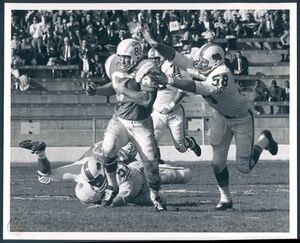 1963 Chargers watch, wait for next title