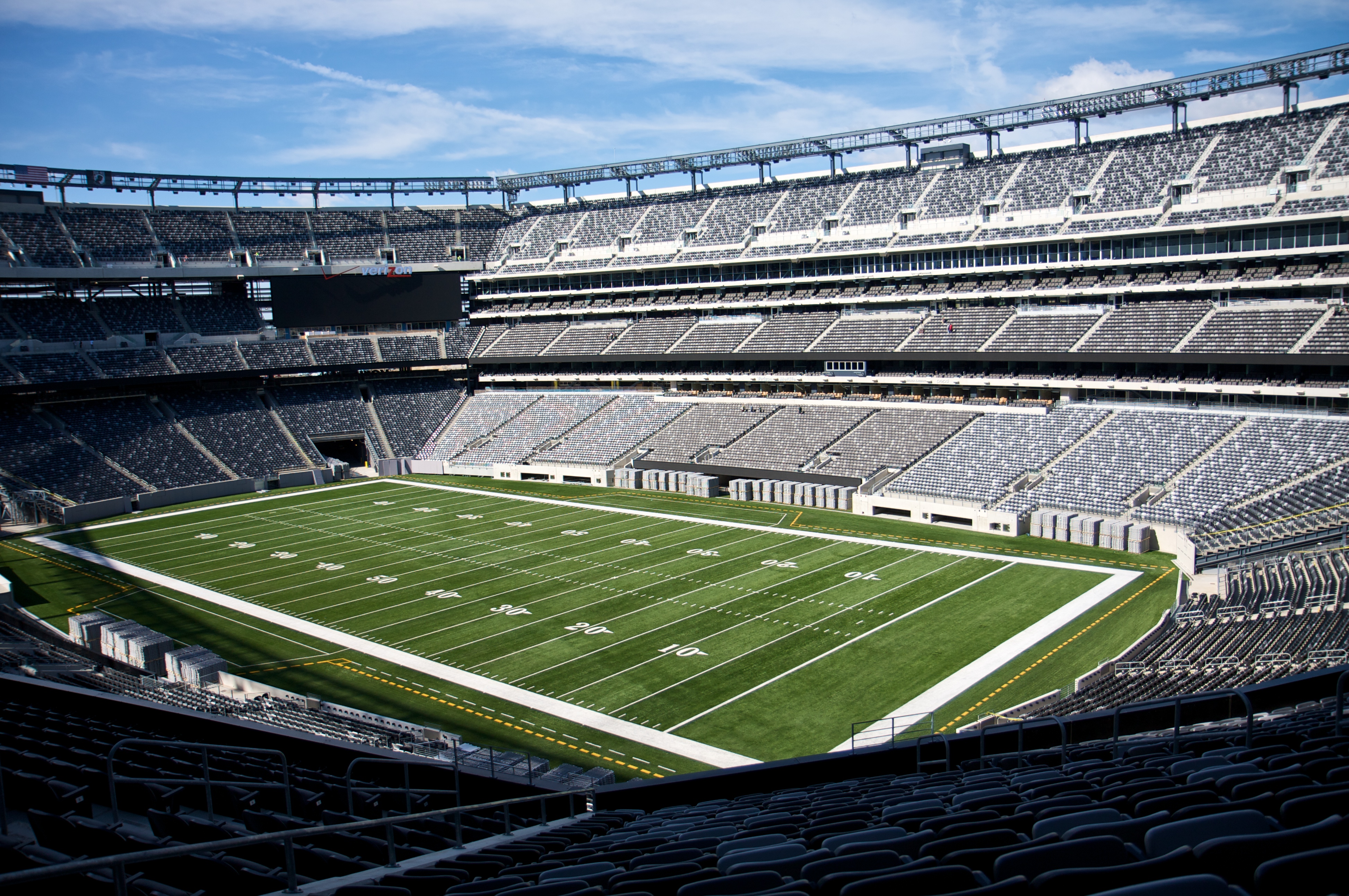 NFLPA calls for Giants to install natural grass at MetLife Stadium