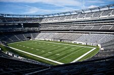 File:Service members unfurl flag at NY Jets first home game at new  Meadowlands Stadium.jpg - Wikipedia