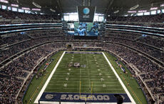 dallas cowboys jumbotron