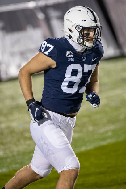 Pat Freiermuth is a BEAST in the red - Penn State Football