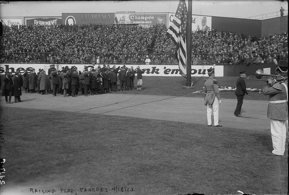 Yankee Stadium - Wikipedia