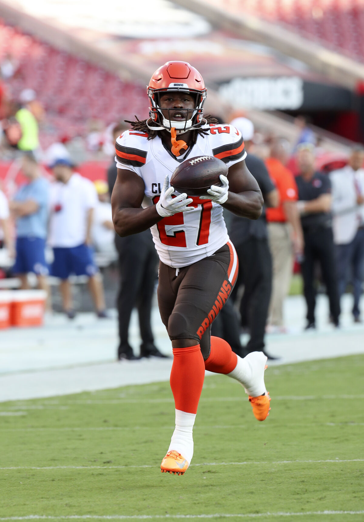 Kareem Hunt among inactive players in Browns-Bengals game