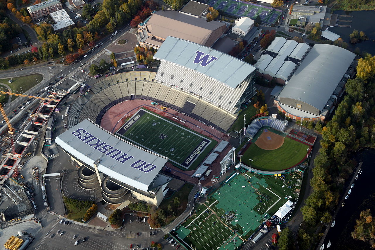 Husky Legends Center - University of Washington Athletics