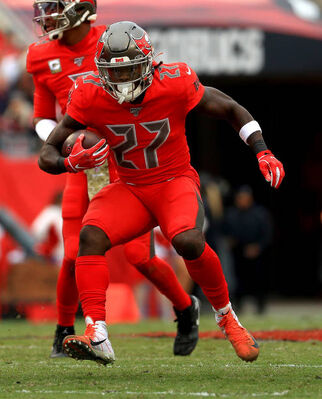 tampa bay bucs color rush