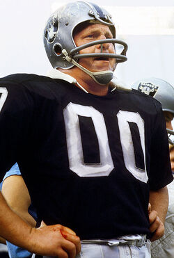 Las Vegas Raiders - #TBT to the legendary Jim Otto, ready to battle the  Chargers. In 1967, the road to Super Bowl II went through him and the rest  of the Raiders: