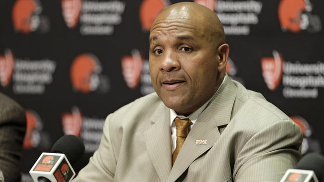 Former Oakland Raiders coach Hue Jackson to take over at Grambling