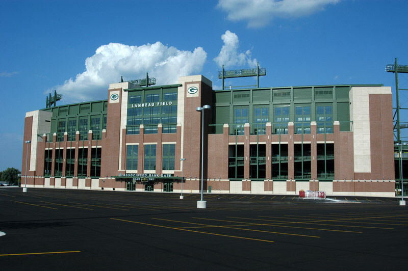 Lambeau Field activities and shopping unaffected by disturbance