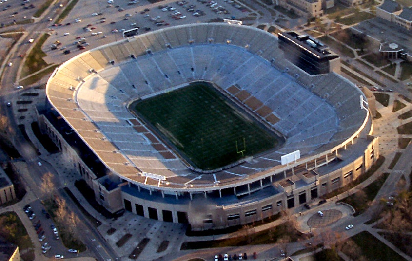 Cleveland Stadium - Wikipedia