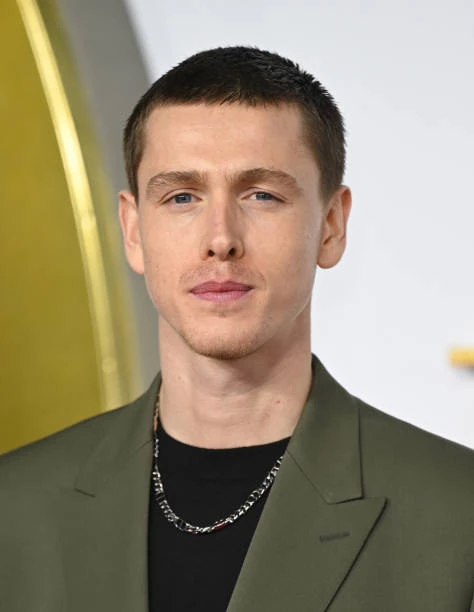 Harris Dickinson | Comicbook Actors Wiki | Fandom