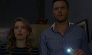 S05E13-Jeff and Britta flashlight