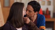 1x17 Annie and Abed6