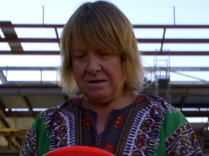 S06E01-Young Leonard