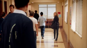 1x2 Britta looks back