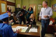 4X13 Behind the scenes photo 17.jpg (225 KB)