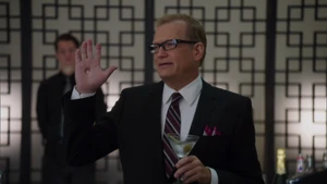 AFL A hole in one hand