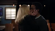 Troy and Britta kiss.png (1.46 MB)