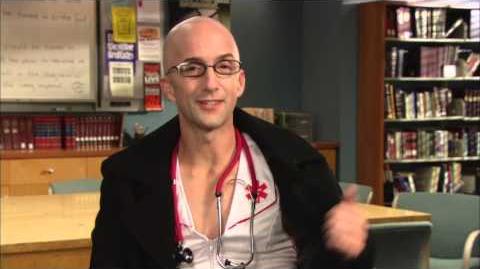 "Dean Pelton" Community Season 4 Interview!