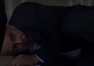 S05E01-Jeff beats Alan