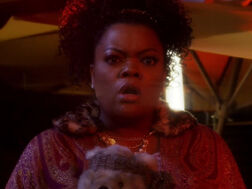 5x05-Shirley.jpg