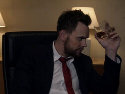 5x01-Jeff scotch.jpg