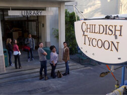 5x05-Britta Annie Troy Jeff Shirley Abed Childish Tycoon