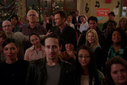 4x08-Pelton Pierce Jeff Britta Shirley dance.jpg