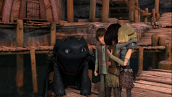 Heather abrazando a Astrid.png