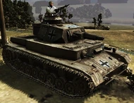 Un Panzer IV IST, avente una corazzatura maggiorata, in campo aperto