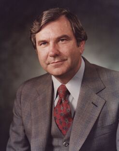 Dee Huddleston.jpg