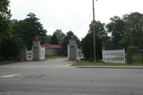 Highland Cemetery.jpg