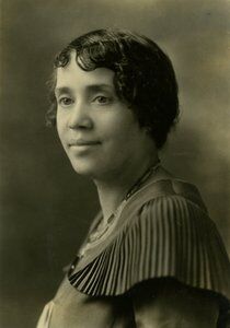 Elzabeth Fouse.jpg