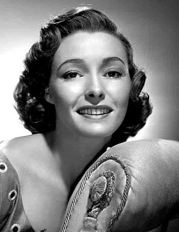 Patricia Neal.jpg