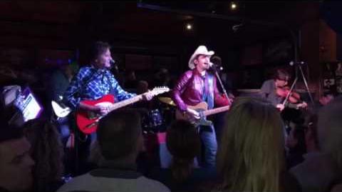 Country Roads (John Denver cover Live) - Brad Paisley and John Fogerty-0