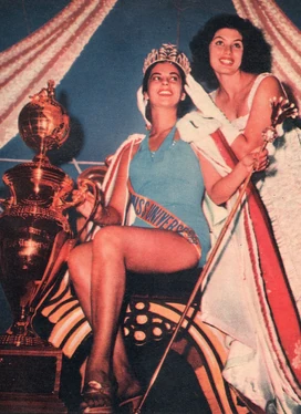 Miss Universe 1958, Luz Marina Zuluaga de Colombia.
