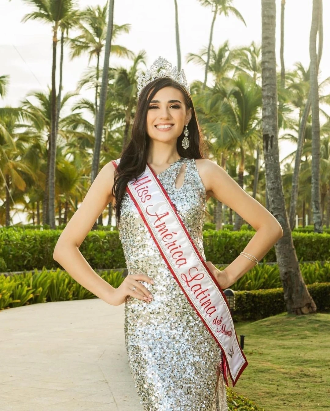 Las 10 reinas de “Nuestra Belleza Latina” anunciaron el regreso de la  popular competencia | Miniondas Newspaper y FarandulaUSA Magazine, image size:1080x1342