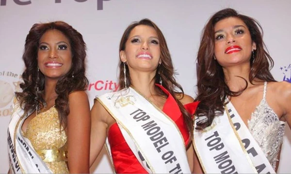 Top 3 de Top Model of the World 2009-2010.