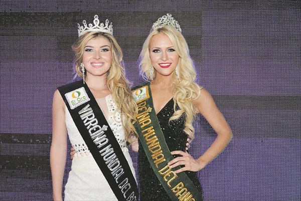 Alessandra Freitas Virreina Mundial del Banano junto a Susan Romanishin Reina Mundial del Banano 2014.