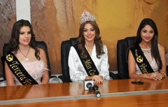 MisscontinentesunidosTop3.jpg (93 kB)